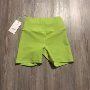 Maaji bright green textured high waist bike shorts comfortable sexy size XS NWT